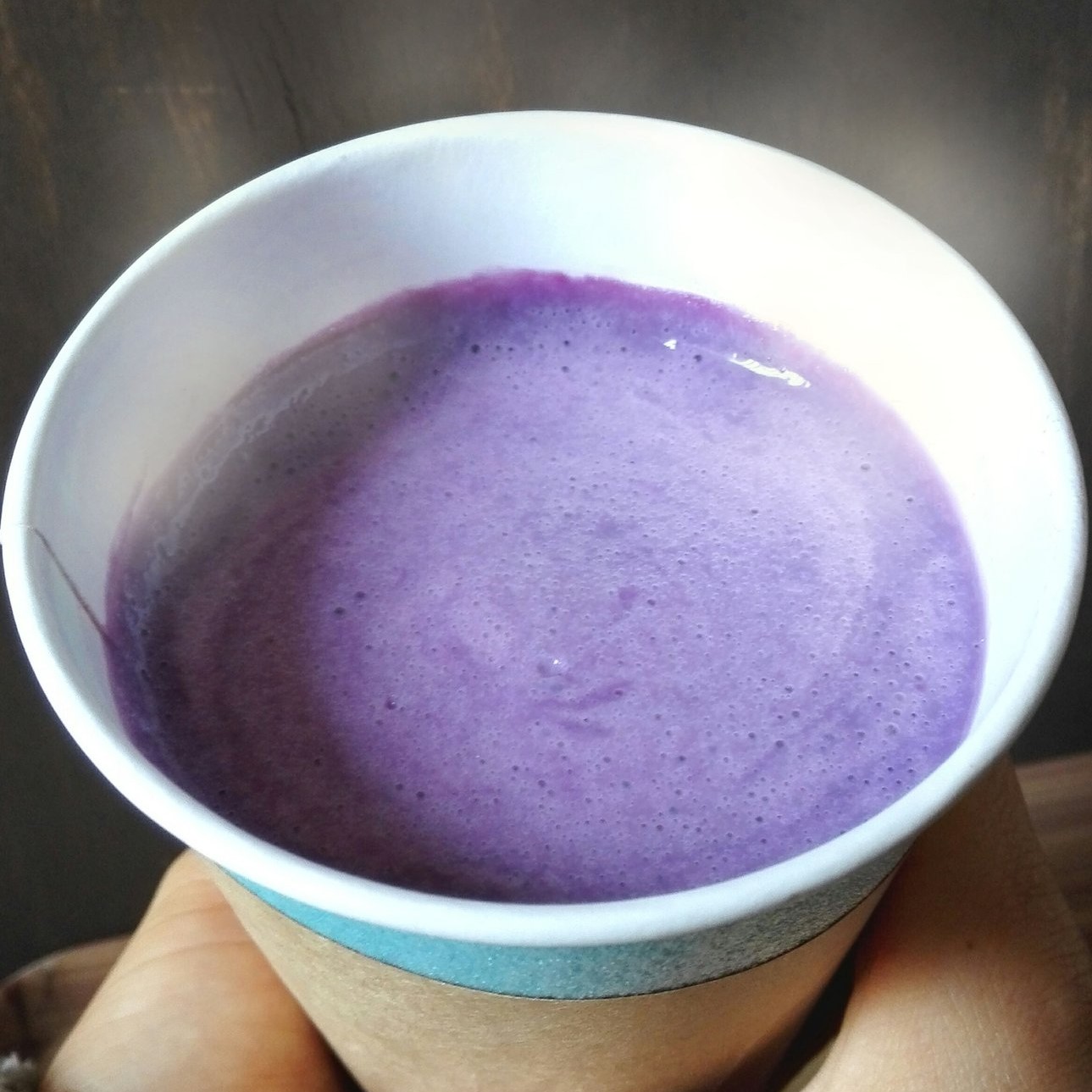 紫芋ラテ